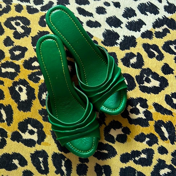 Vintage Shoes - Vintage Green Satin Slide Sandals